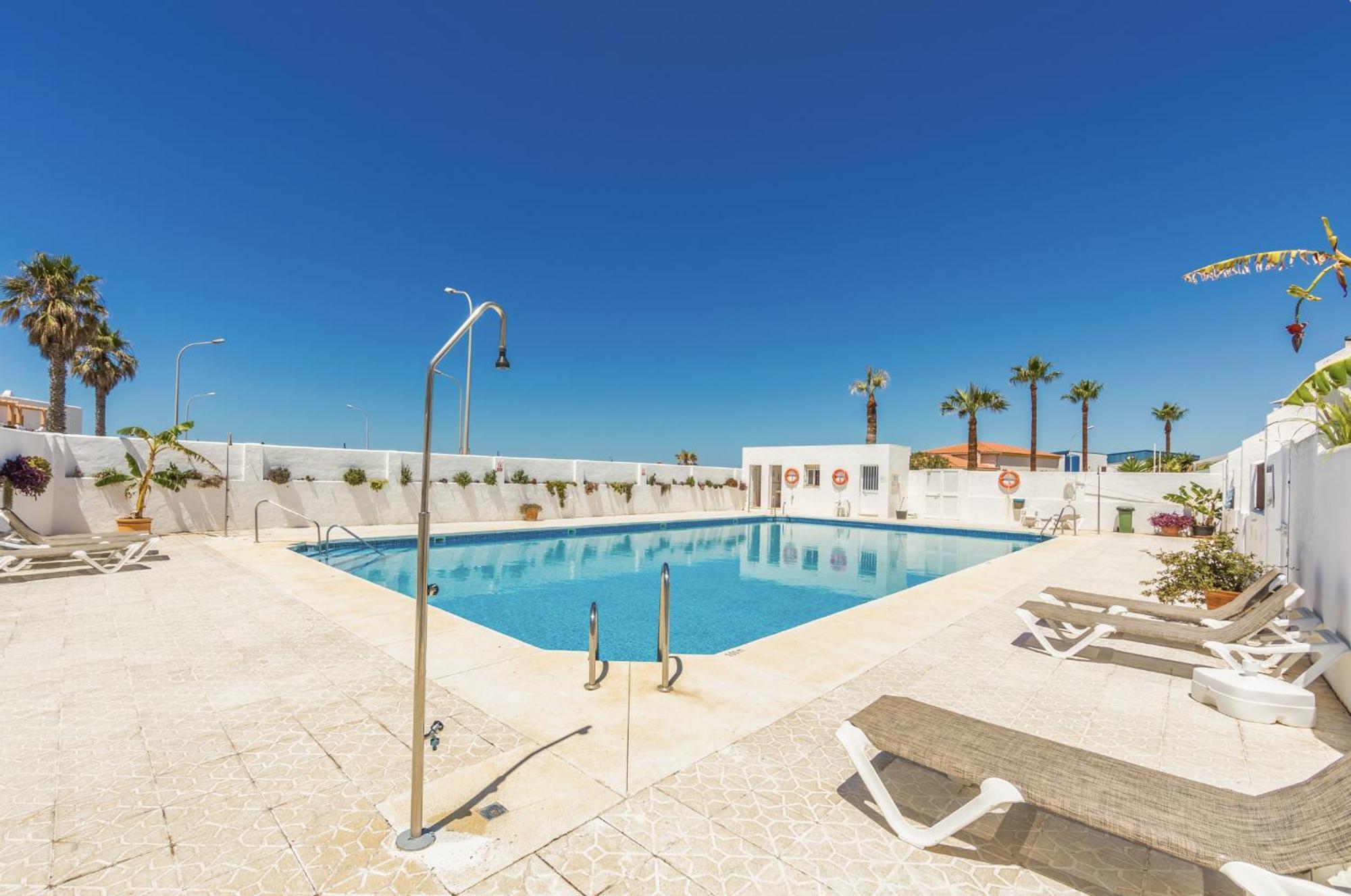 Los Lances Beach Apartments Тарифа Екстериор снимка