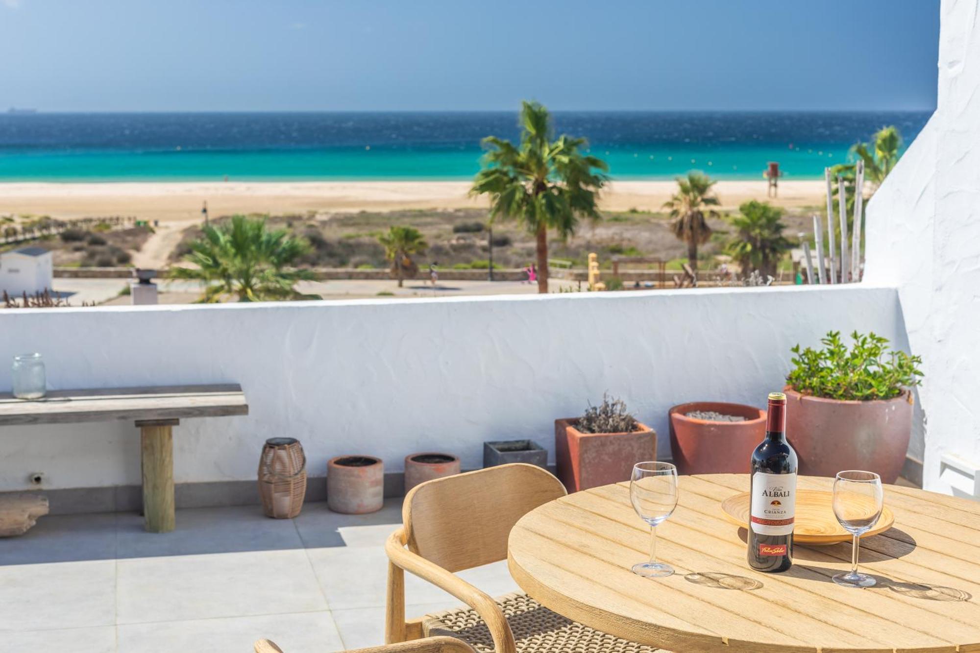 Los Lances Beach Apartments Тарифа Екстериор снимка