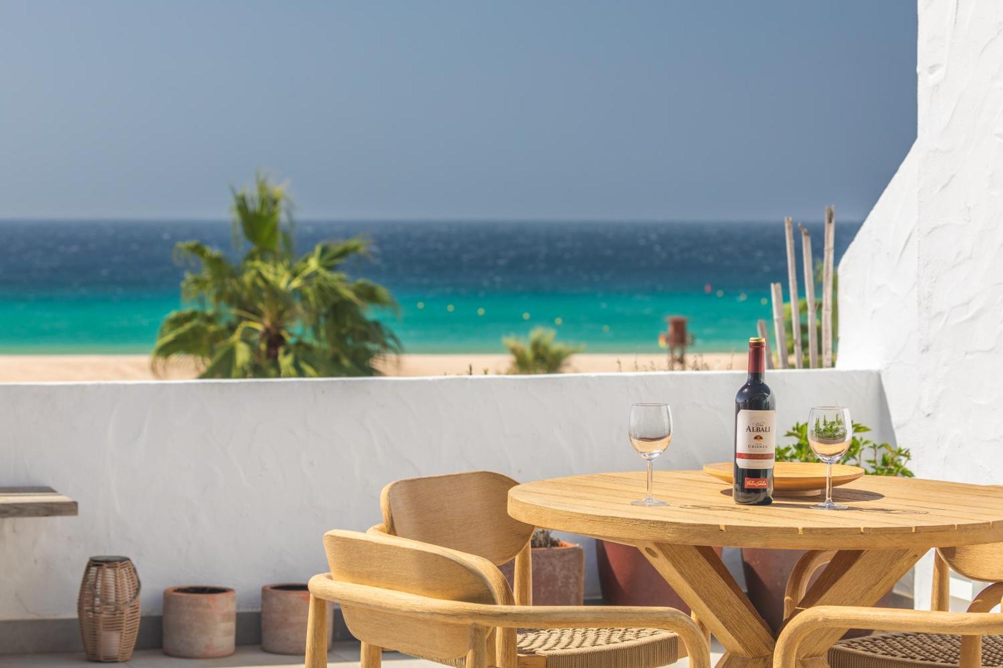 Los Lances Beach Apartments Тарифа Екстериор снимка